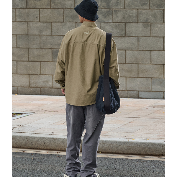 Front pocket design shirt E3014