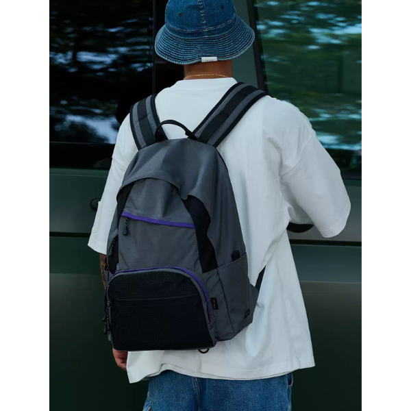Front pocket backpack E059