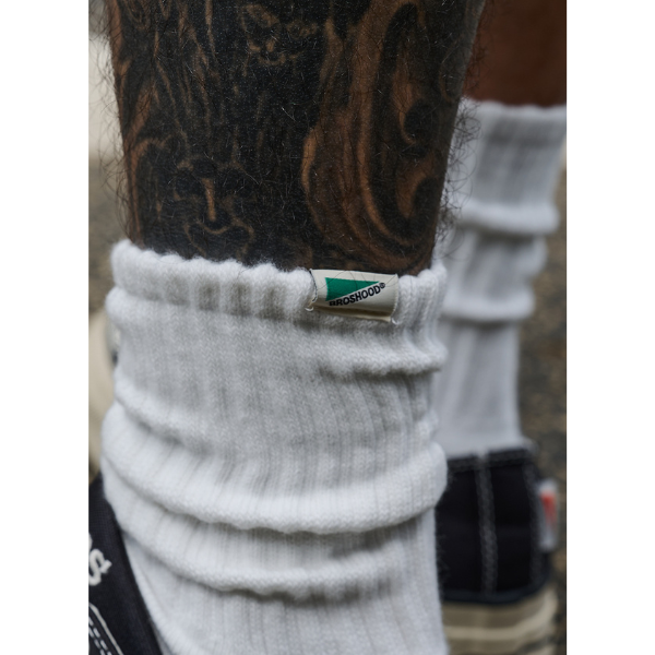 Side logo design socks E066