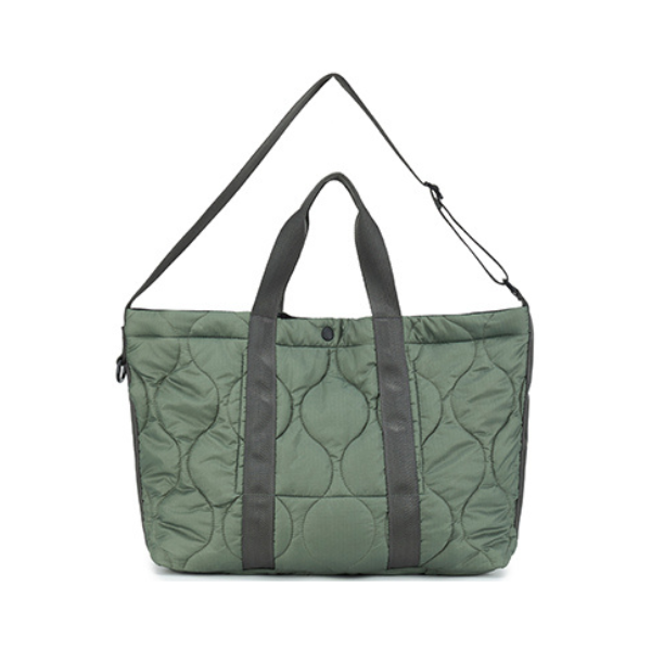 Front pocket messenger bag E057