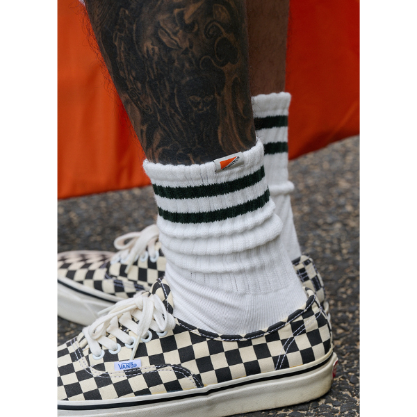 Border color design socks E063