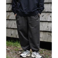 Front pocket design sweat pants E045