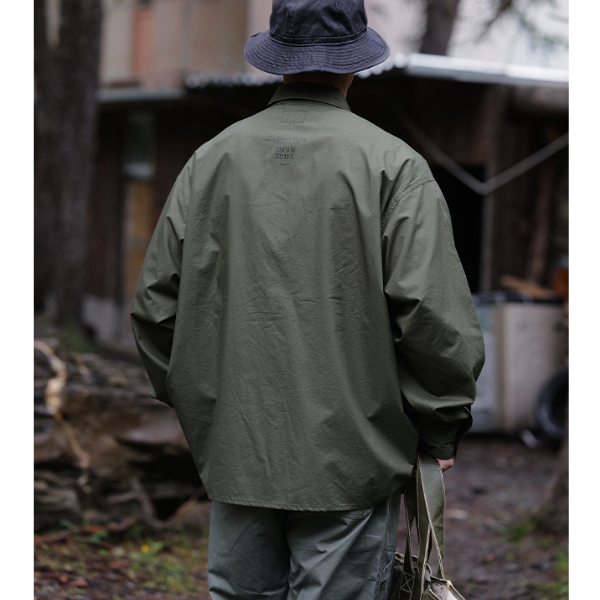 Front pocket design shirt E1002