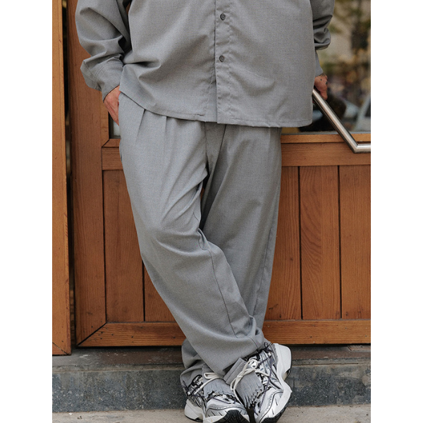 Wide silhouette pants E1017