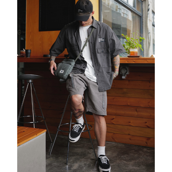 Front pocket design shirt E055