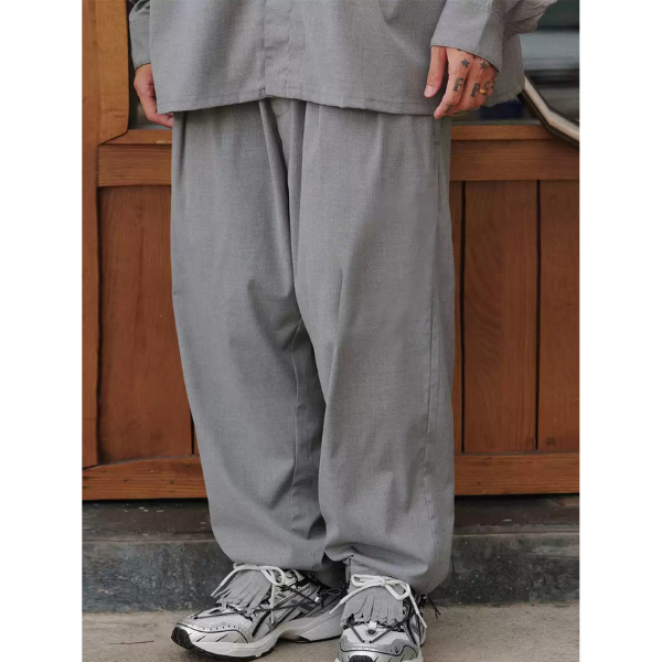 Wide silhouette pants E1017