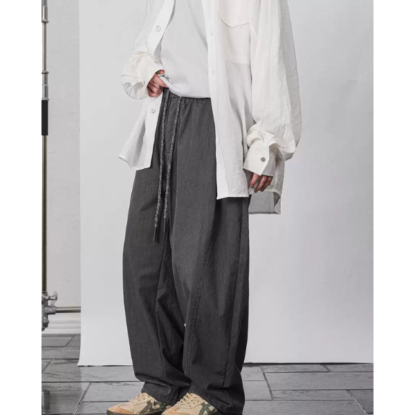 Wide silhouette pants E1014