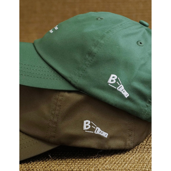 Front letter design cap E061