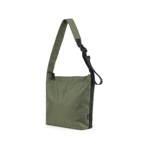 Front logo messenger bag E060