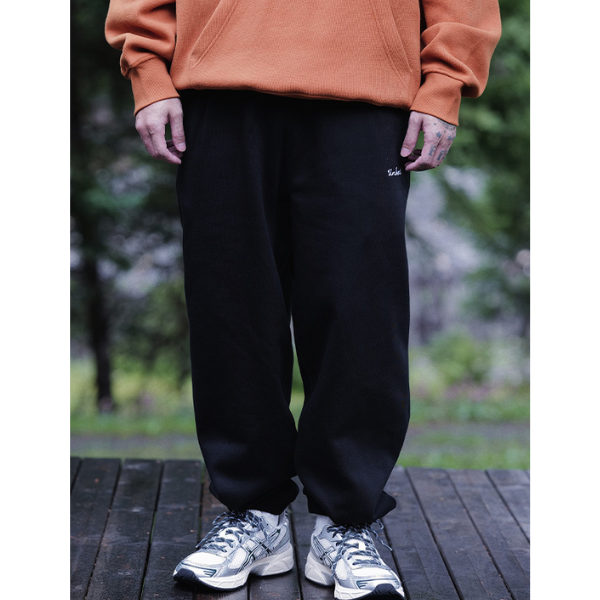 Front pocket design sweat pants E045