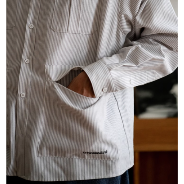 Front pocket design shirt E1046