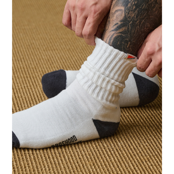 Side logo design socks E066