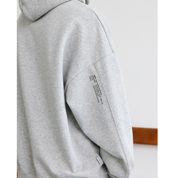 Front pocket design E1007