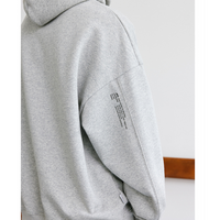 Front pocket design E1007