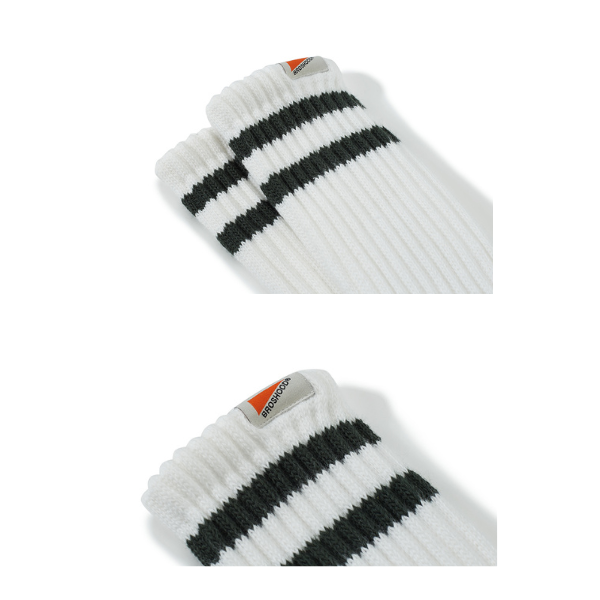 Border color design socks E063