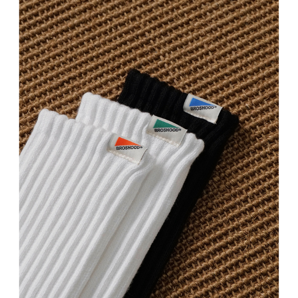 Side logo design socks E066