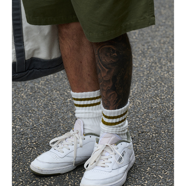 Border color design socks E063