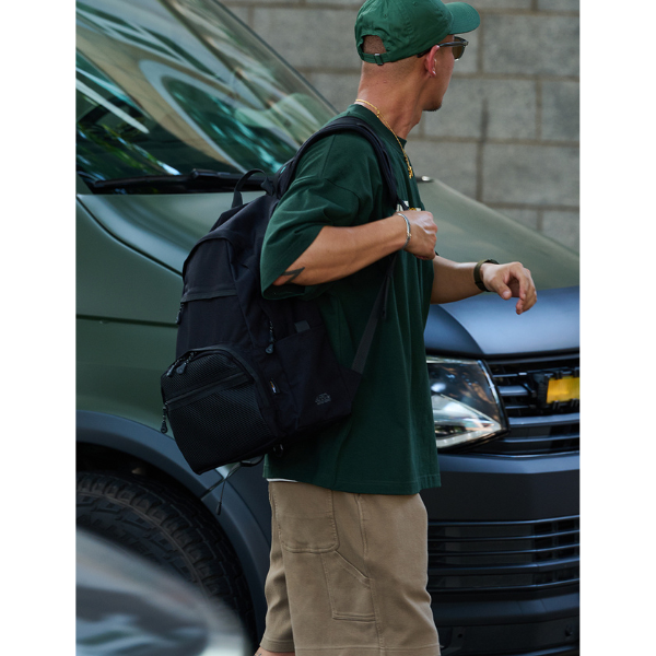 Front pocket backpack E059