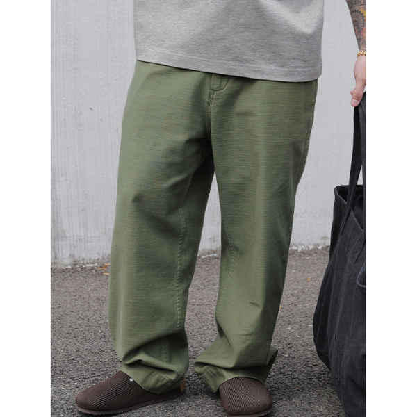 Wide silhouette pants E050