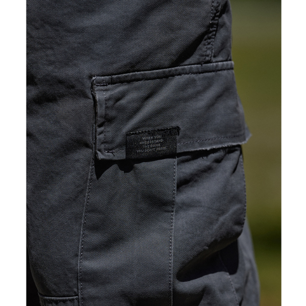 Mulch pocket design pants E1008