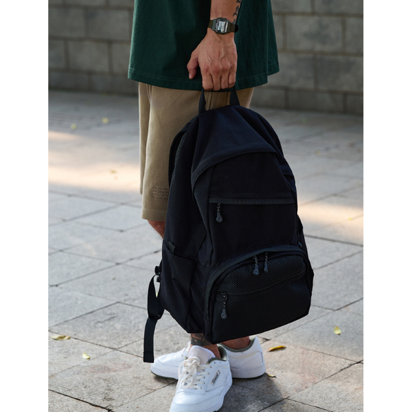 Front pocket backpack E059