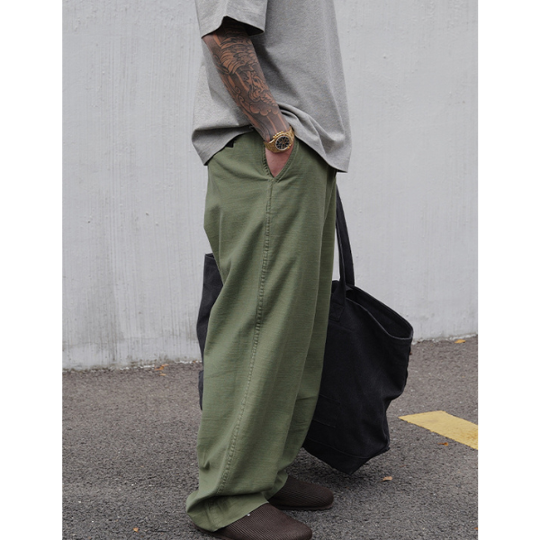 Wide silhouette pants E050