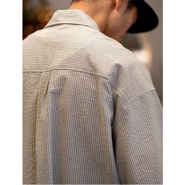 Line design shirt E1044