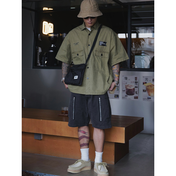 Front pocket design shirt E055