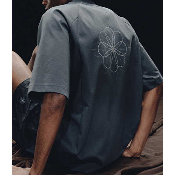 Back print design Tee E069