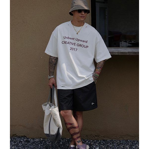 Front letter design Tee E070