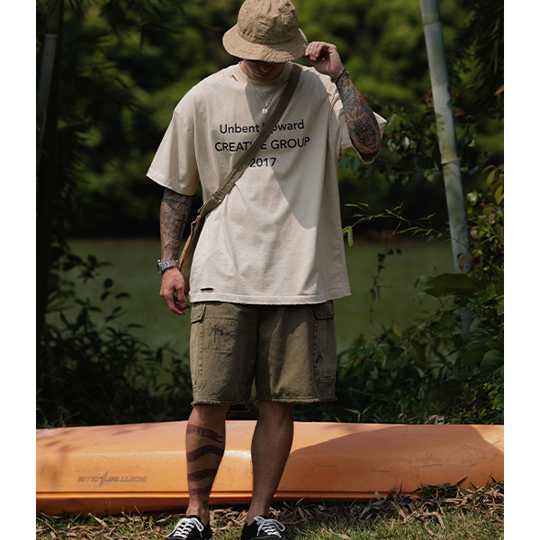 Front letter design Tee E070
