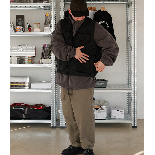 Front pocket design jacket E3020
