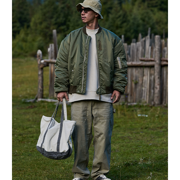 Front pocket design jacket E3027