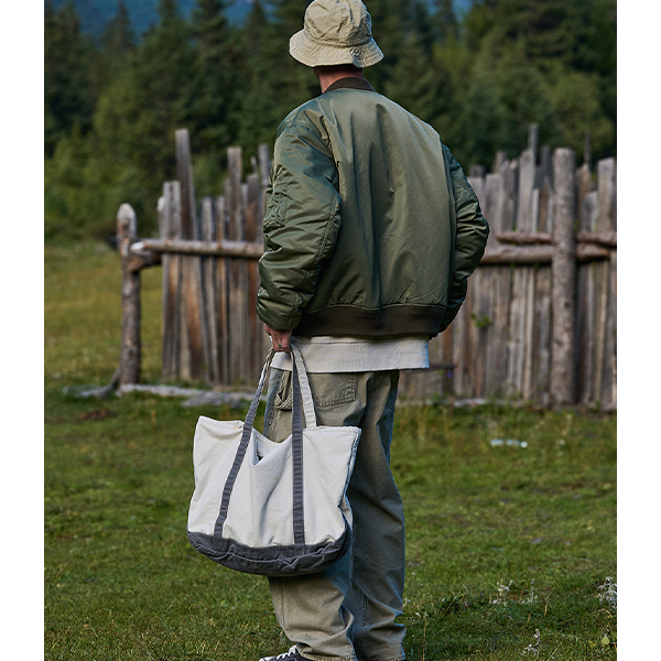 Front pocket design jacket E3027