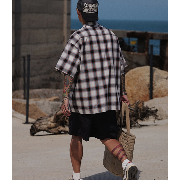 Front pocket design shirt E3052