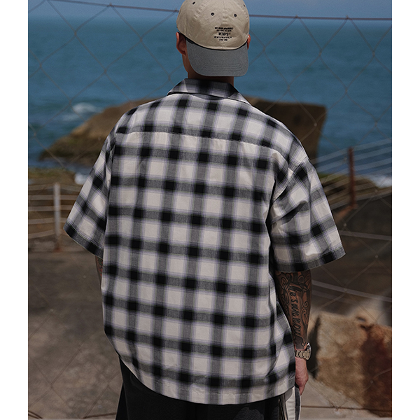 Front pocket design shirt E3052