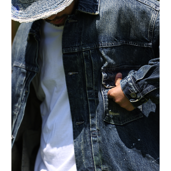 Front pocket design denim jacket E3077