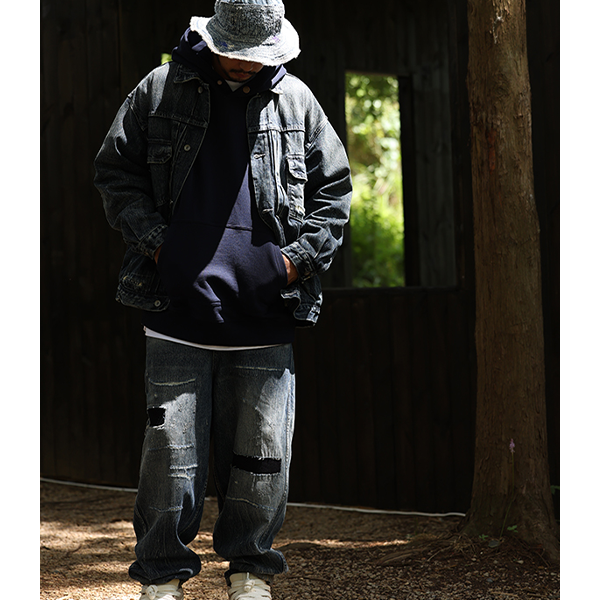 Front pocket design denim jacket E3077